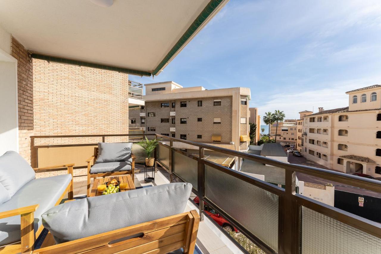 Sea View 2 Bedroom Apartment 2 Min Away From The Beach Torremolinos Buitenkant foto